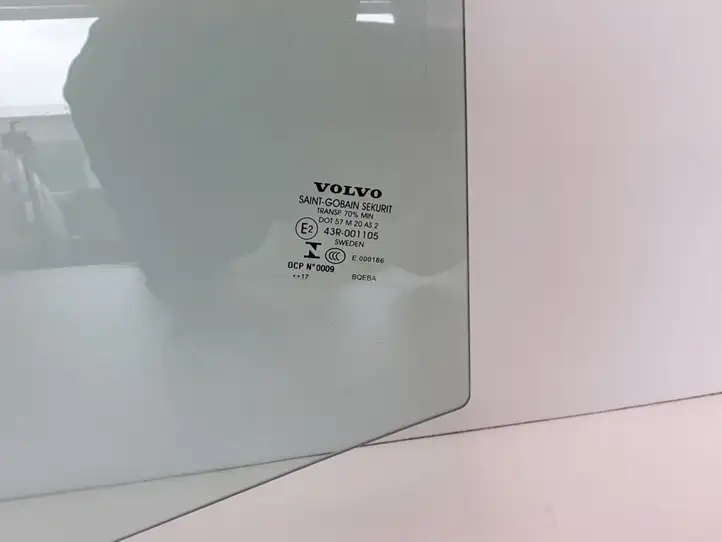 Volvo S90, V90 (2016 - 2020) 31365839 Стекло задней двери — фото 3