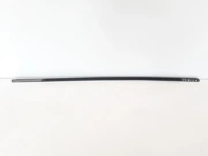 Volvo XC60 (2013 - 2017) 31371114 Молдинги задней двери — фото 2