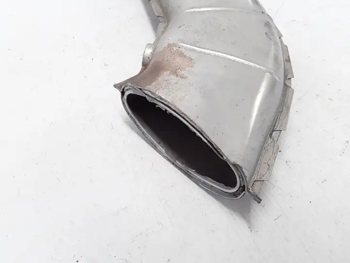 BMW 5 F10 F11 (2009 - 2016) 18308573226 Кронштейн глушителя — фото 3