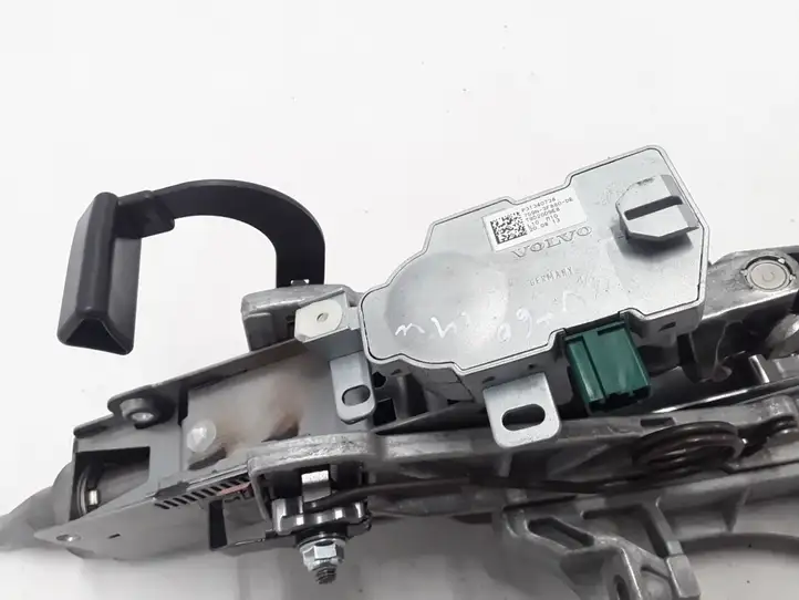 Volvo V60 (2013 - 2018) 31387670 Крестовина кардана — фото 2
