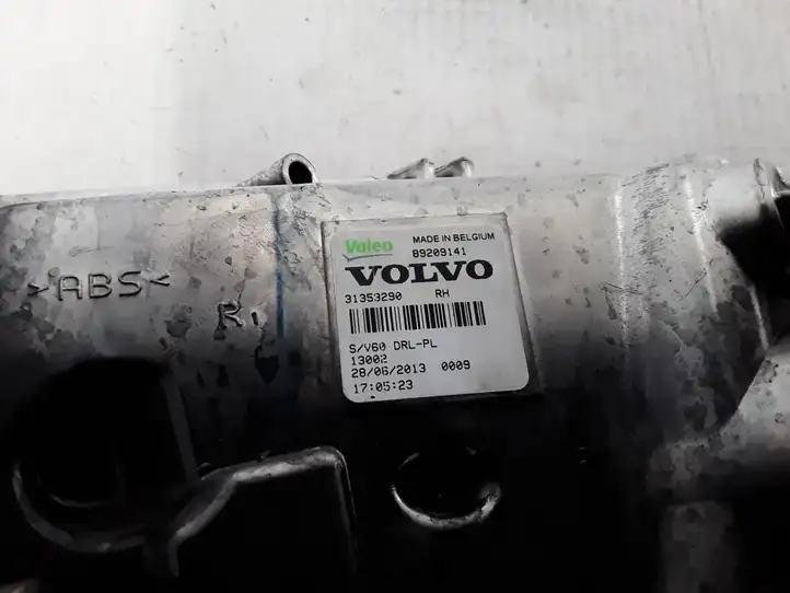 Volvo V60 (2013 - 2018) 31353290 Дневные ходовые огни (LED) — фото 2
