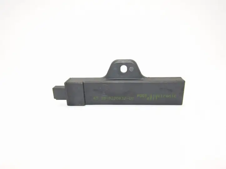 BMW 1 F20 F21 (2011 - 2019) Прочие датчики — фото 1