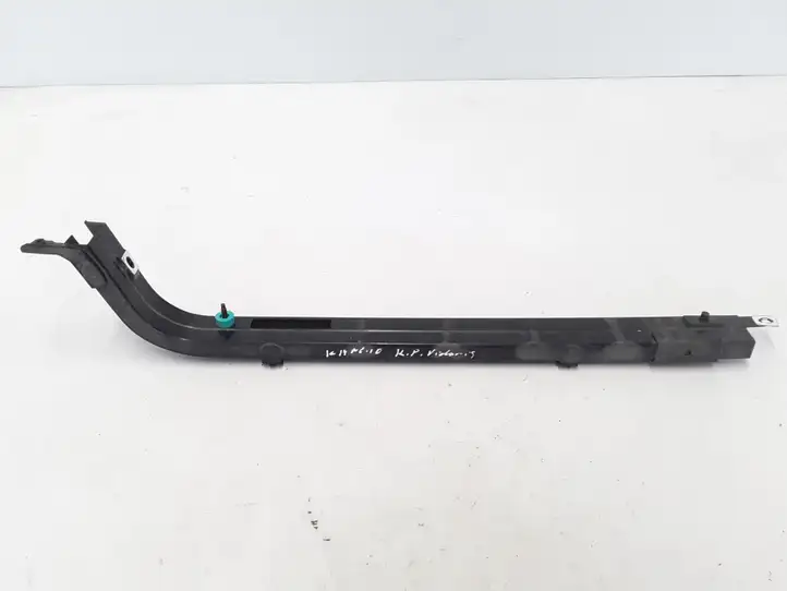 Renault Kangoo II (2008 - 2014) 777613147R Средняя направляющая ролика раздвижной двери — фото 1