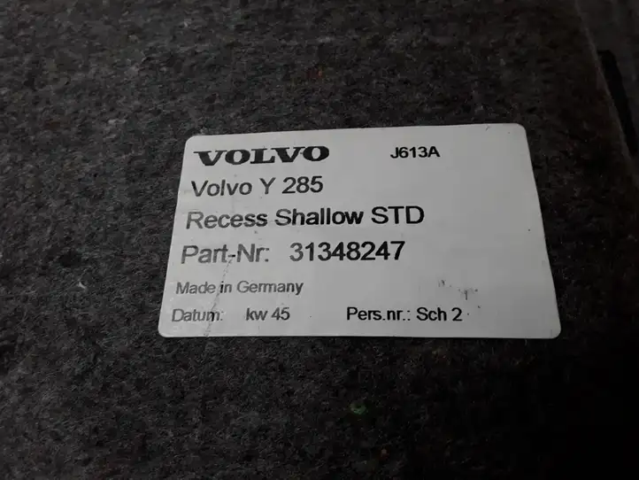 Volvo XC70 (2007 - 2013) 31348247 Коврик багажника — фото 3