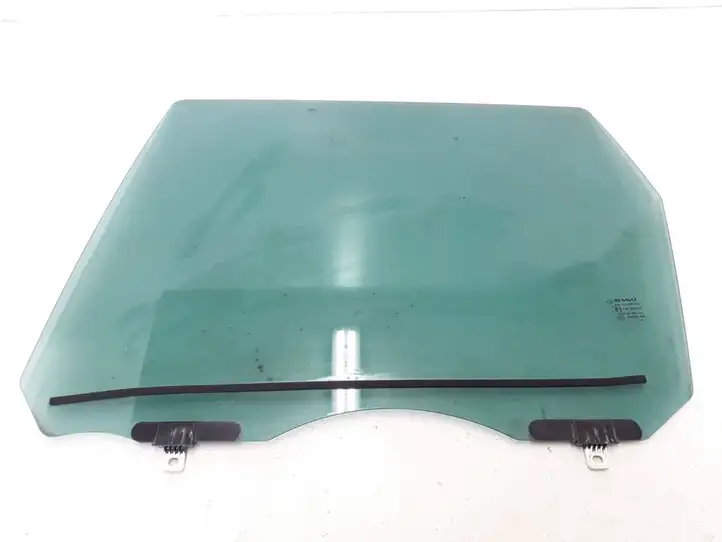 Renault Scenic III - Grand scenic III (2009 - 2016) 823010011R Стекло задней двери — фото 1
