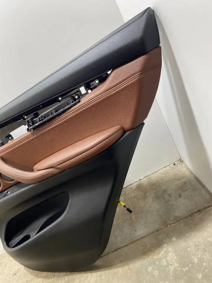 BMW X5 F15 (2013 - 2017) 15W402201 Обшивка задней двери — фото 3