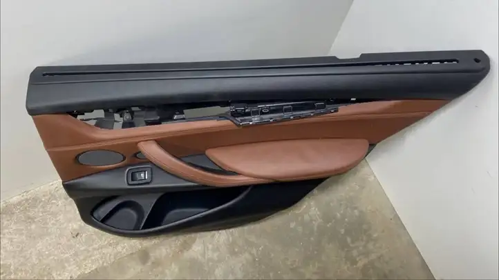 BMW X5 F15 (2013 - 2017) 15W402201 Обшивка задней двери — фото 6