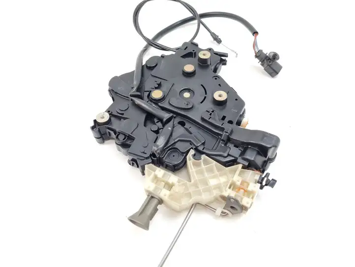Volkswagen Caddy (2004 - 2010) 2K0843654S Замок раздвижной двери — фото 3
