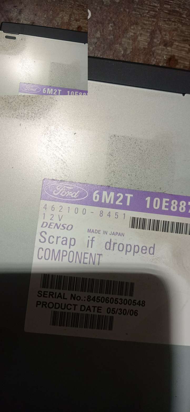 Ford Mondeo Mk III (2000 - 2007)  4621008451 CD/DVD чейнджер