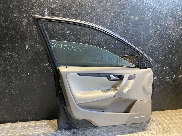 Volvo V70 (2000 - 2004) Дверь — фото 2