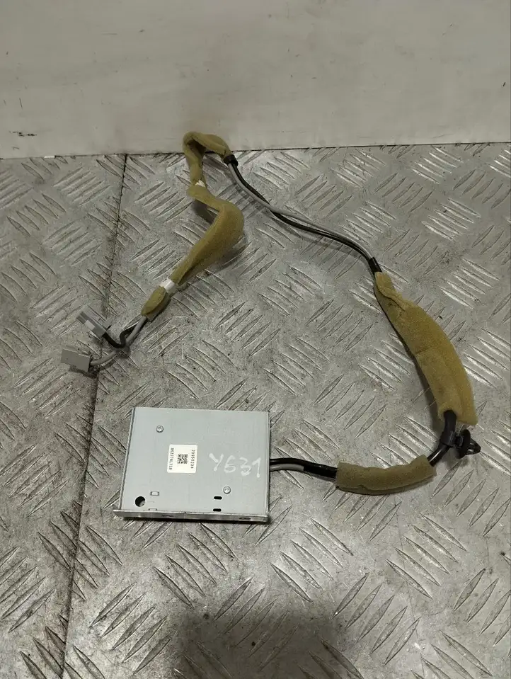 Subaru Outback (BS) (2014 - 2019) 86277AL13A GPS антенна — фото 3