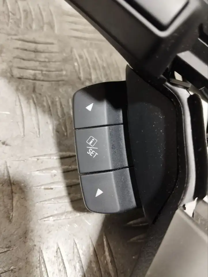 Subaru Outback (BS) (2014 - 2019) BF4T1 Руль — фото 6