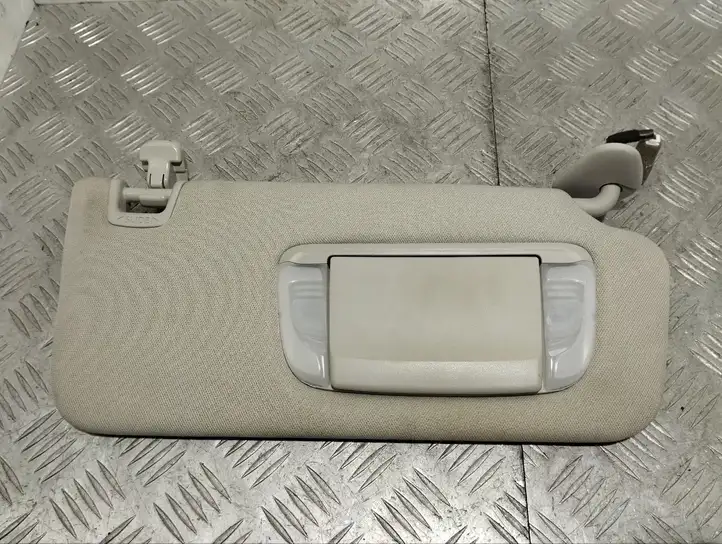 Subaru Outback (BS) (2014 - 2019) Солнцезащитный козырек — фото 1