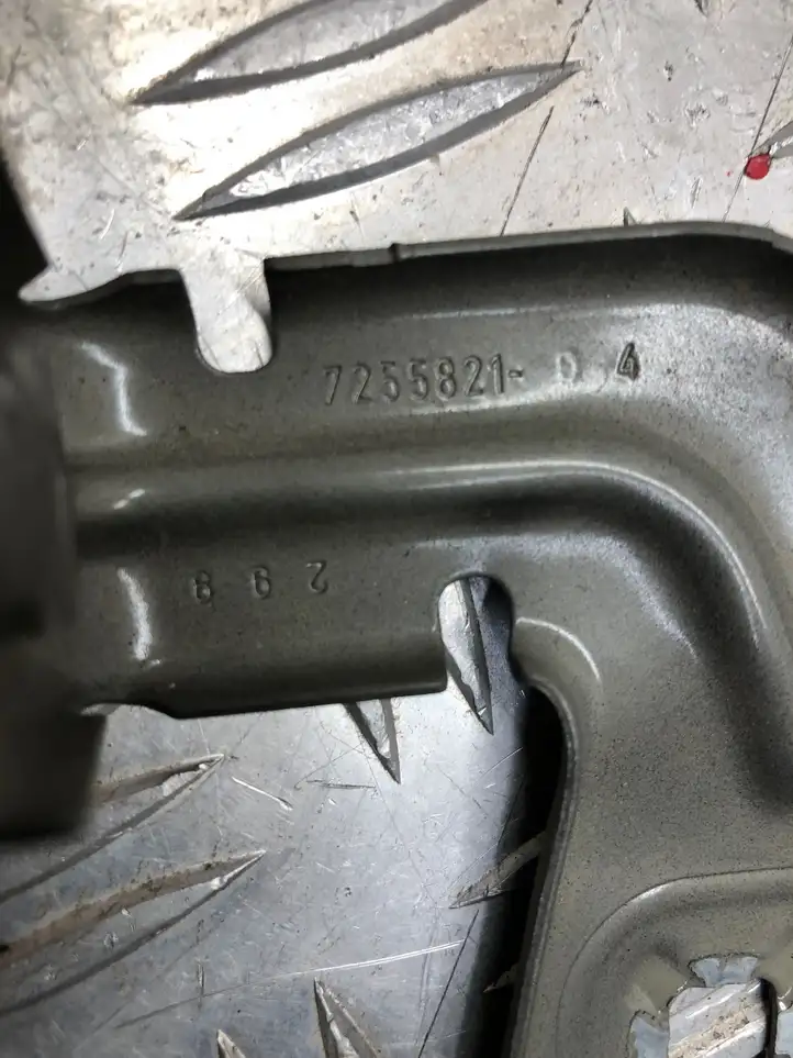 BMW 3 F30 F35 F31 (2012 - 2018) 7255821 Крепление крыла — фото 4