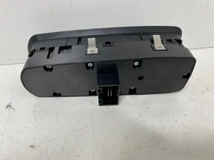 Porsche Cayenne (92A) (2011 - 2017) 7PP959858AC Кнопка стеклоподъемников — фото 2