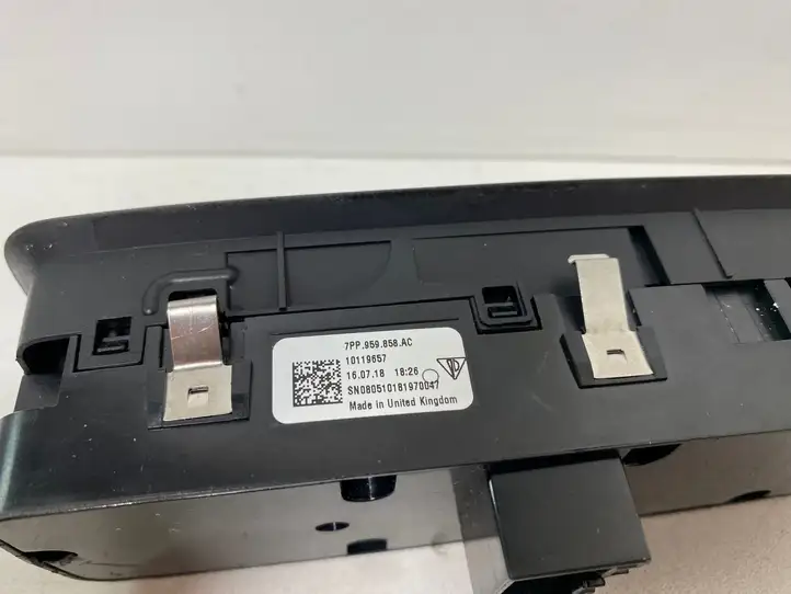 Porsche Cayenne (92A) (2011 - 2017) 7PP959858AC Кнопка стеклоподъемников — фото 3