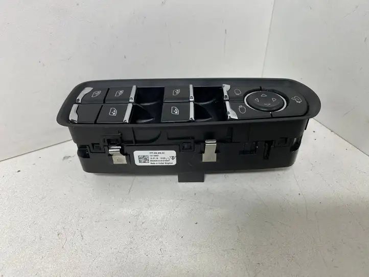 Porsche Cayenne (92A) (2011 - 2017) 7PP959858AC Кнопка стеклоподъемников — фото 5