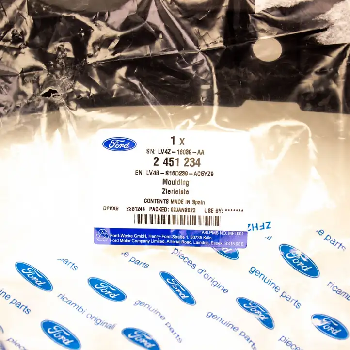 Ford Kuga III (2020 - ) LV4BS16D239AC5YZ9 Накладка колесной арки — фото 5