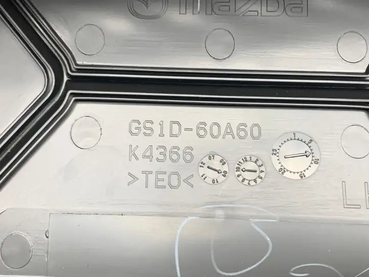 Mazda 6 (2009 - 2012) GS1D60350 Заглушка airbag — фото 2