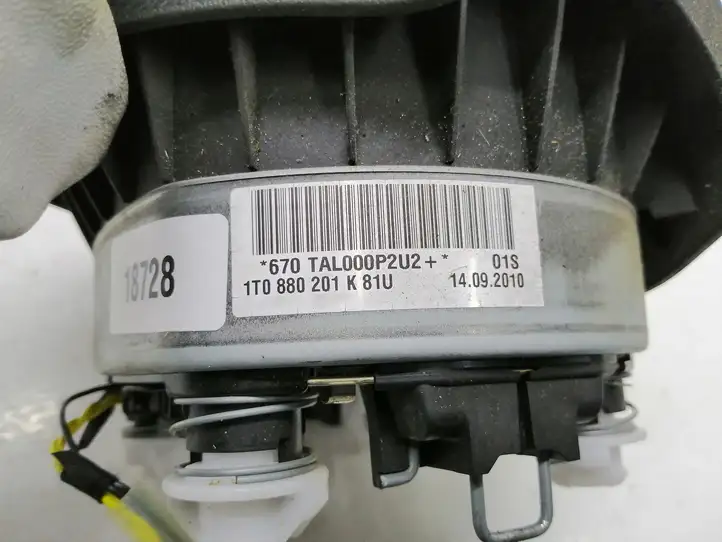 Volkswagen Tiguan (2007 - 2011) 1T0880201K Подушка безопасности руля — фото 4