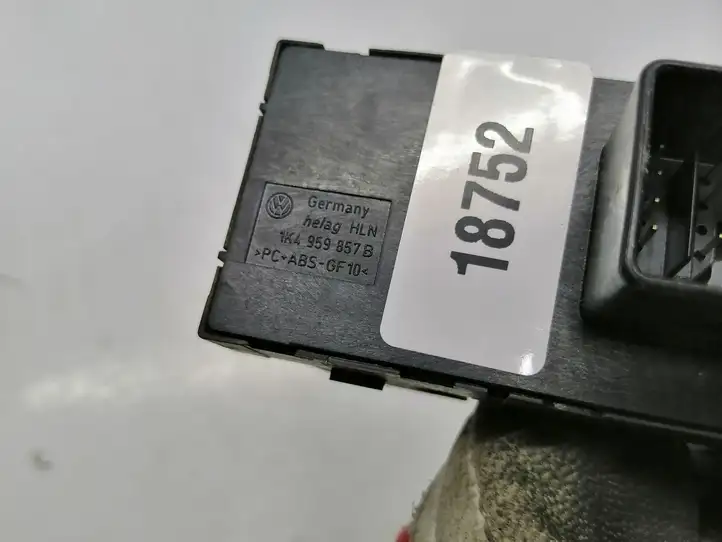 Volkswagen Tiguan (2007 - 2011) 1K4959857B Блок кнопок стеклоподъемников — фото 2