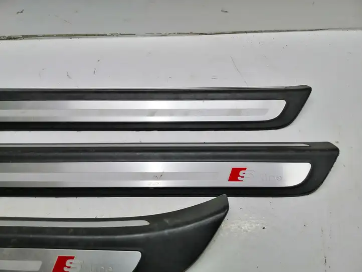 Audi Q5 SQ5 (2008 - 2012) 8R0853376 Внутренняя обшивка порога (комплект) — фото 2