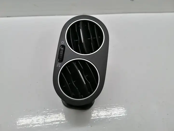 Volkswagen Golf Plus (2008 - 2014) 5M0819759 Боковой воздушный дефлектор — фото 1