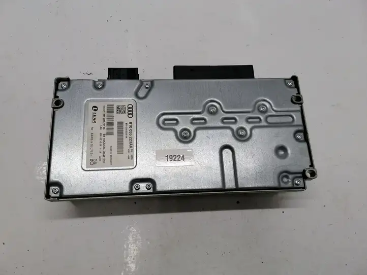 Audi A4 S4 B8 8K (2007 - 2011) 8T0035223AK Усилитель звука — фото 3
