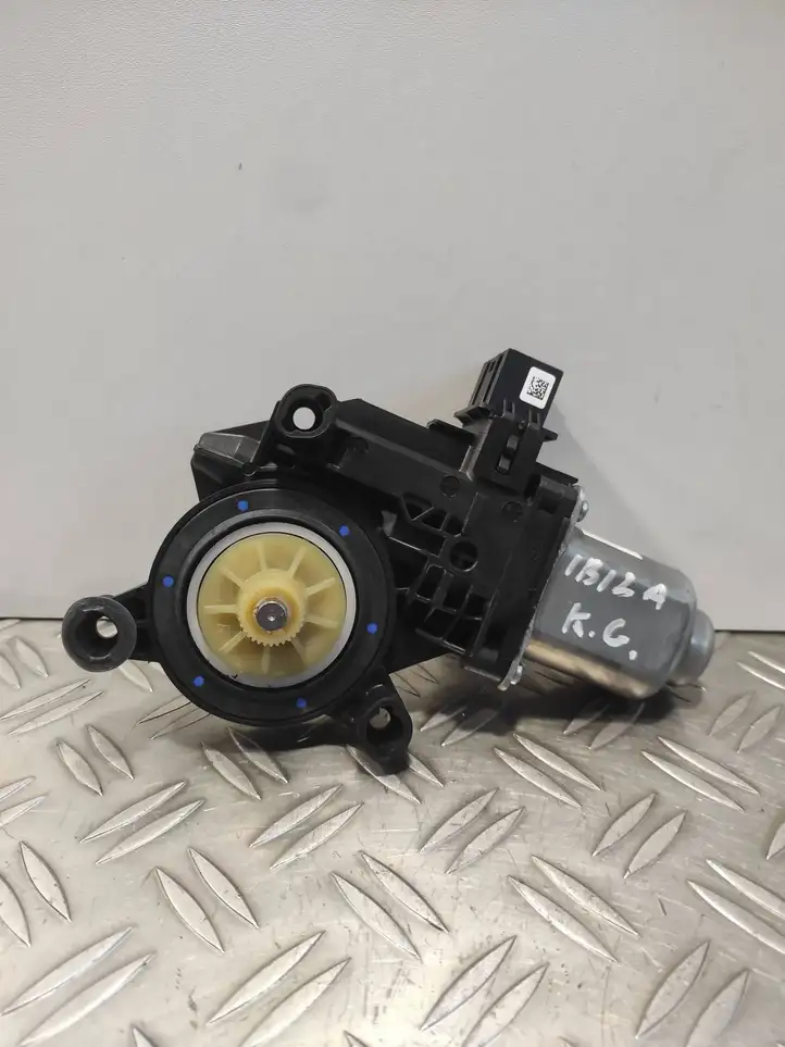 Seat Ibiza IV (6J,6P) (2008 - 2017) 6R0959811D Стеклоподъемник задней двери — фото 2