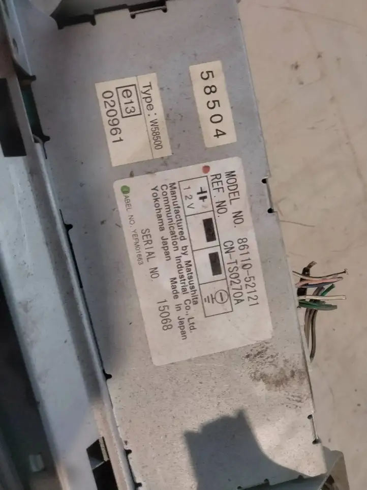 Toyota Yaris Verso (1999 - 2005) 8611052121 Включатель (включатели) управления бортового компьютера — фото 4
