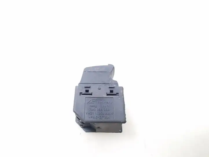 Volkswagen Sharan (2000 - 2003) Кнопка стеклоподъемников — фото 3