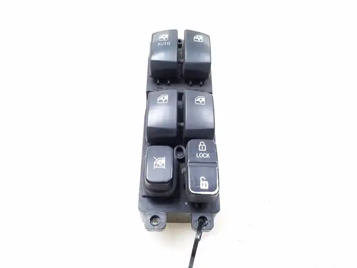 SsangYong Rodius (2004 - 2007) 8582021000 Блок кнопок стеклоподъемников — фото 1