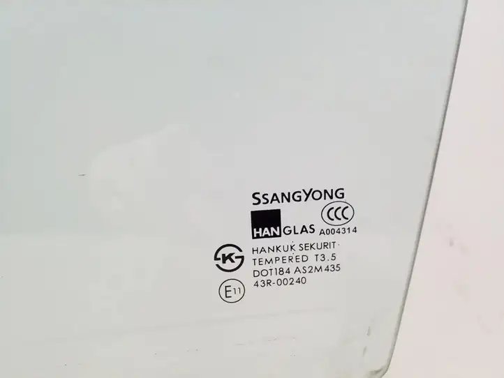 SsangYong Actyon (2005 - 2010) Стекло передней двери — фото 2