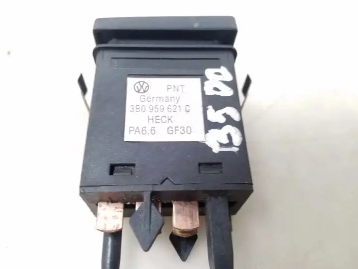Volkswagen PASSAT B5 (1997 - 2000) 3B0959621C Кнопка обогрева стекла — фото 3
