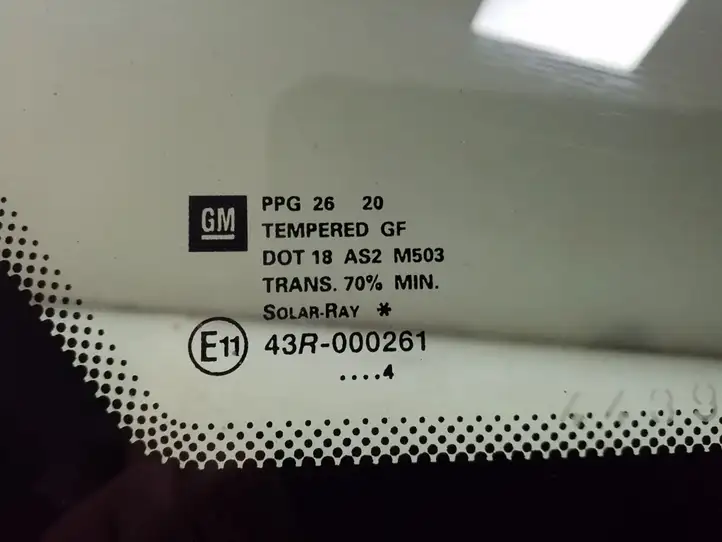 Opel Meriva A (2002 - 2006) 13115531 Треугольное стекло кузова — фото 2