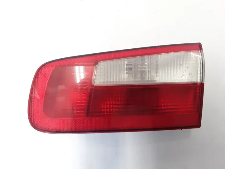 Renault Laguna II (2001 - 2005) 8200002476 Задний фонарь в крышке багажника — фото 1