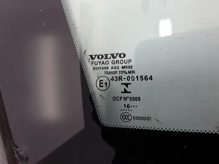 Volvo V60 (2013 - 2018) 31371793 Заднее боковое стекло — фото 3