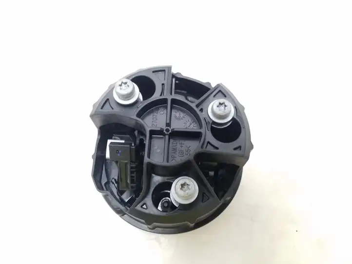 BMW 1 F20 F21 (2011 - 2019) 7270728 Кнопка закрытия крышки багажника — фото 2