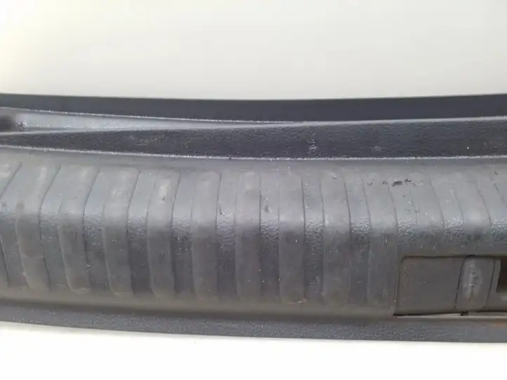 Volkswagen Tiguan (2007 - 2011) 5N0863459 Прочая отделка багажника — фото 4
