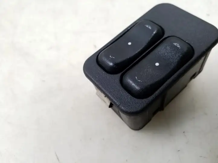 Opel Zafira A (1999 - 2003) 90561088 Блок кнопок стеклоподъемников — фото 4