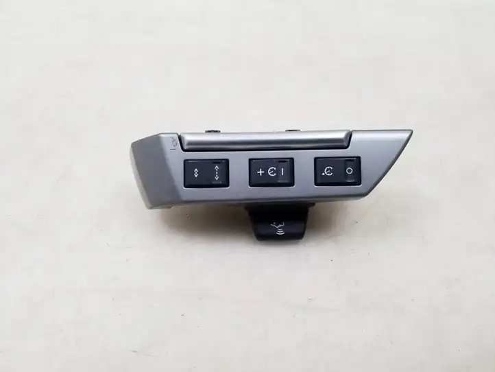 Land Rover Range Rover Sport L320 (2005 - 2009) 8H2213D767HA Кнопки на рулевом колесе — фото 2