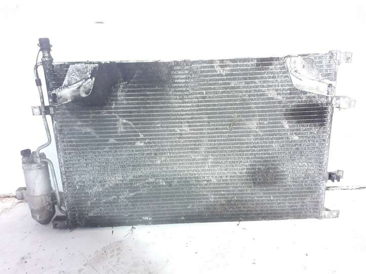 Volvo S60 (2000 - 2004)  30676414 Радиатор охлаждения кондиционера воздуха