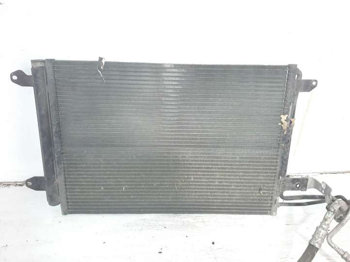Skoda Octavia Mk2 (1Z) (2004 - 2013)  1K0820411T Радиатор охлаждения кондиционера воздуха