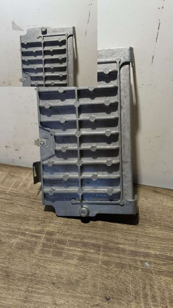 Audi A4 (2007 - 2011)  8T0035462 Блок управления MMI