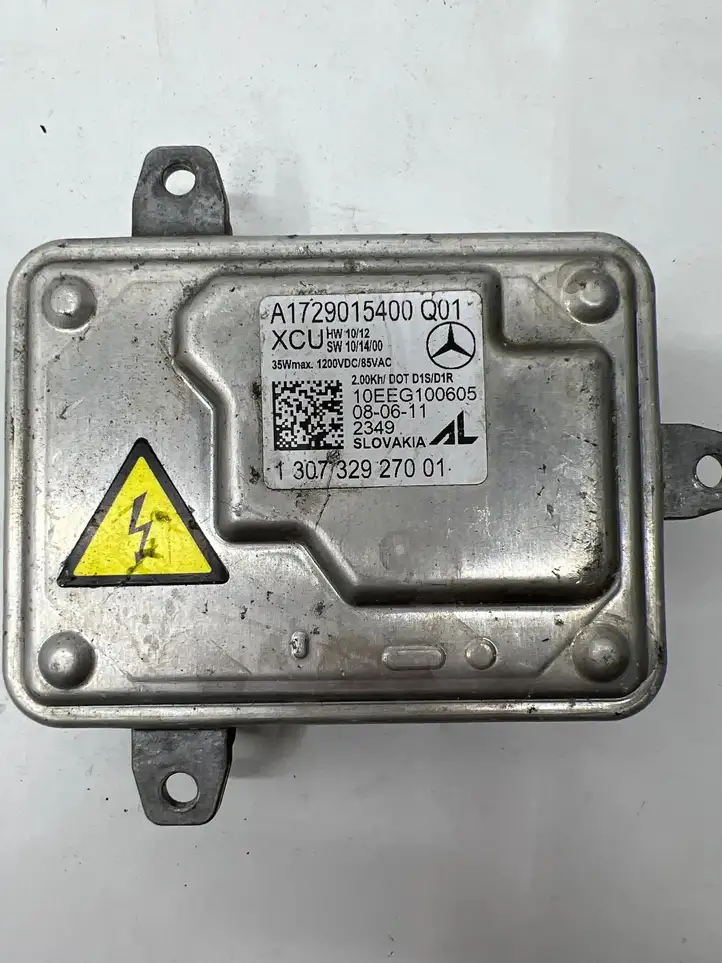 Mercedes-Benz C W204 (2007 - 2014) 130732927001 Блок розжига ксенона — фото 1