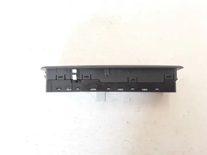 Renault Laguna III (2007 - 2015) 809610006R Блок кнопок стеклоподъемников — фото 4