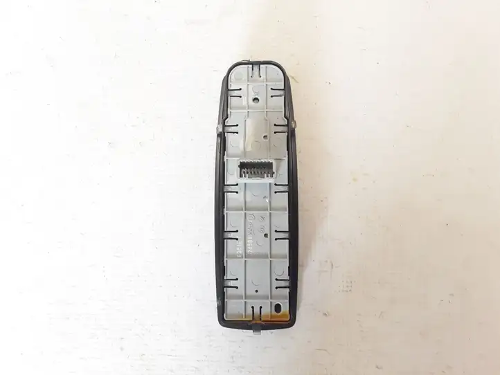 Renault Laguna III (2007 - 2015) 809610006R Блок кнопок стеклоподъемников — фото 2