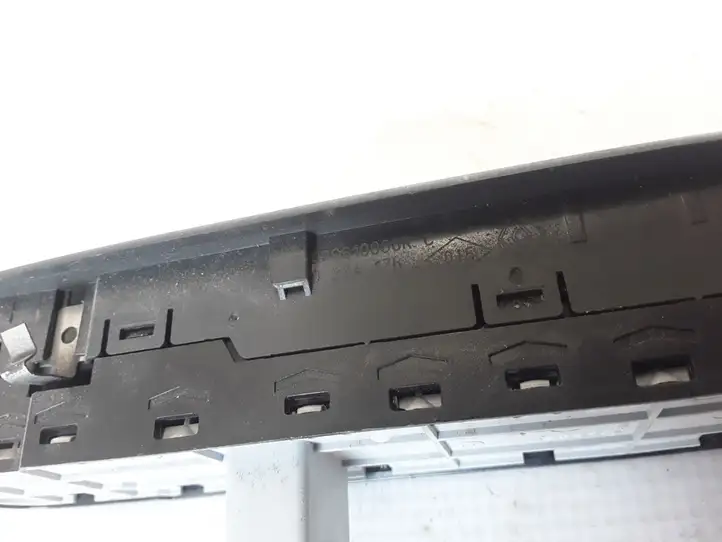 Renault Laguna III (2007 - 2015) 809610006R Блок кнопок стеклоподъемников — фото 3