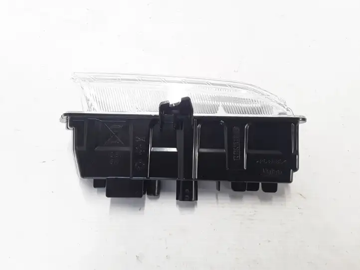 Renault Captur (2013 - 2020) 26600041R Дневные ходовые огни (LED) — фото 3