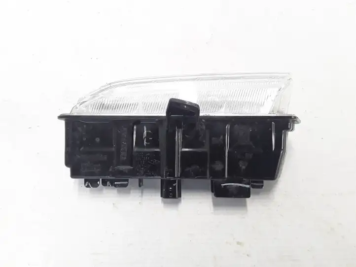 Renault Clio IV (2012 - 2019) 266059367R Передний катафот — фото 2